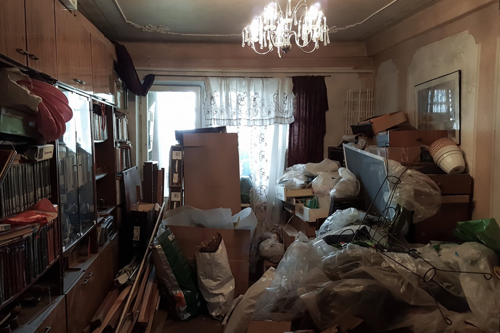 Home in St. Petersburg, FL in need of hoarding cleanup services